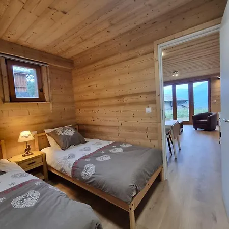 Le Triolet Apartment *